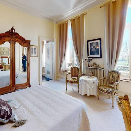 Chateau De Beaucamp - Castel Des Anges Bed & Breakfast