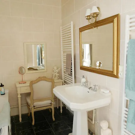 Chateau De Beaucamp - Castel Des Anges Bed & Breakfast 4*