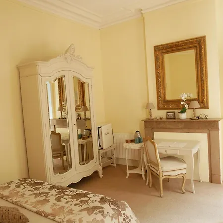 Bed & Breakfast Chateau De Beaucamp - Castel Des Anges 4*